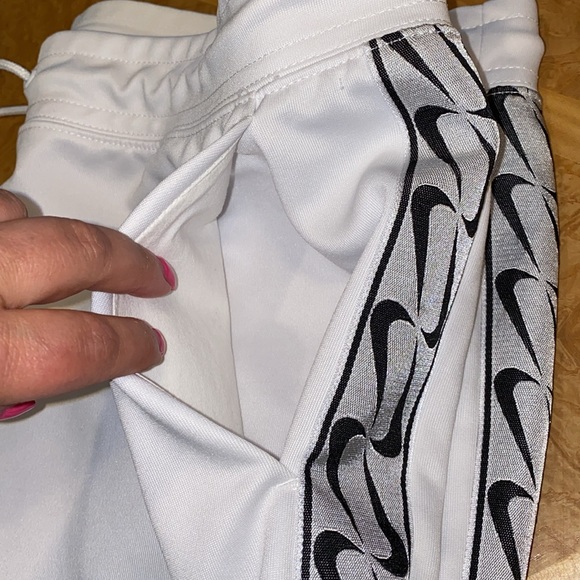 Nike Sportswear Double Swoosh Tape Design Track Pants Joggers Plus Size 2XL - Picture 4 of 15